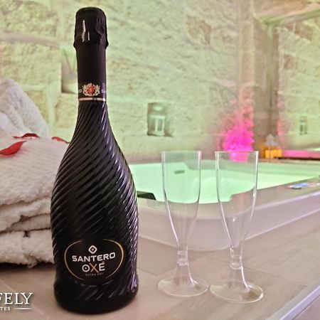 Dofely - Suite By The Sea Polignano a Mare Exterior foto